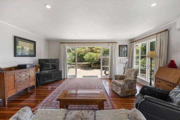 Photo of property in 99 Lake Crescent, Hamilton Lake, Hamilton, 3204