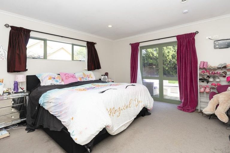 Photo of property in 49 Cairns Crescent, Rototuna, Hamilton, 3210