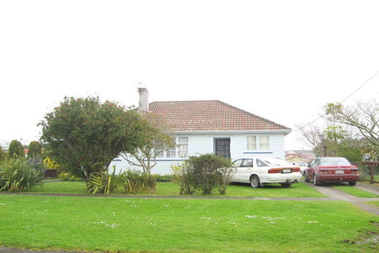 Photo of property in 7 Grey Street, Waitara, 4320