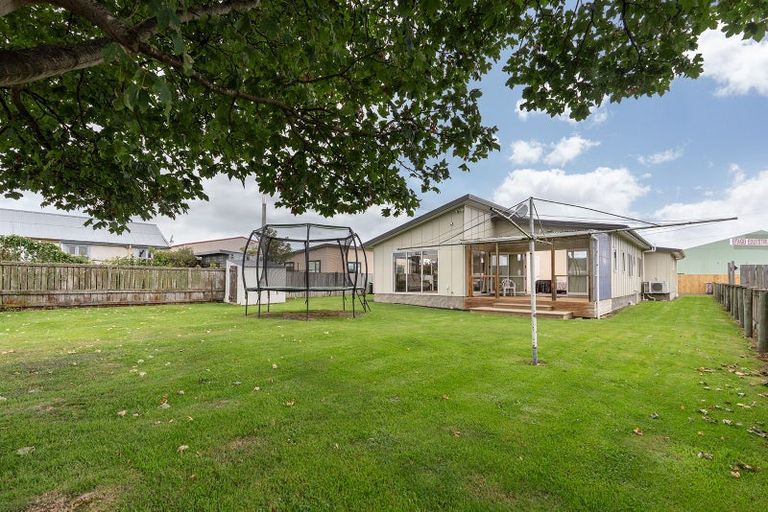 Photo of property in 7 Hazlett Road, Mosgiel, 9092