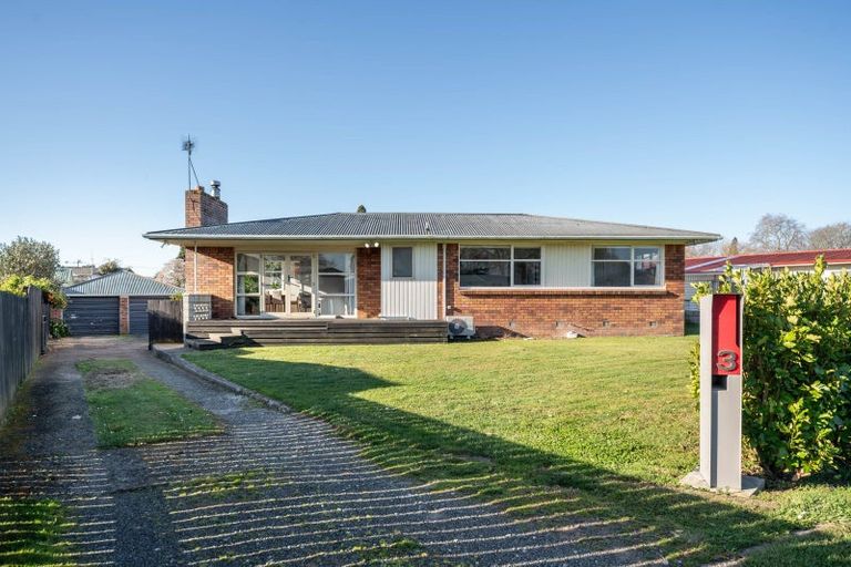 Photo of property in 3 Frame Street, Leamington, Cambridge, 3432