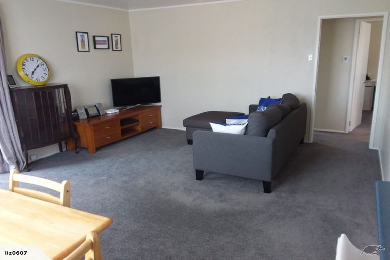 Photo of property in 4c Oak Avenue, Nawton, Hamilton, 3200