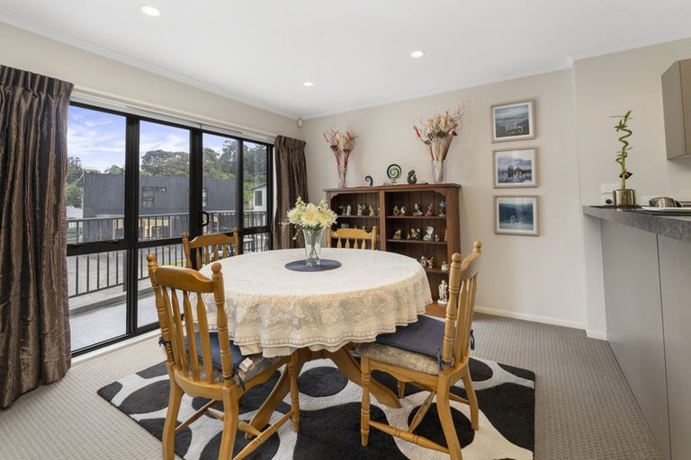 Photo of property in Te Kakariki Apartments, 6/6 Wellington Road, Paekakariki, 5034