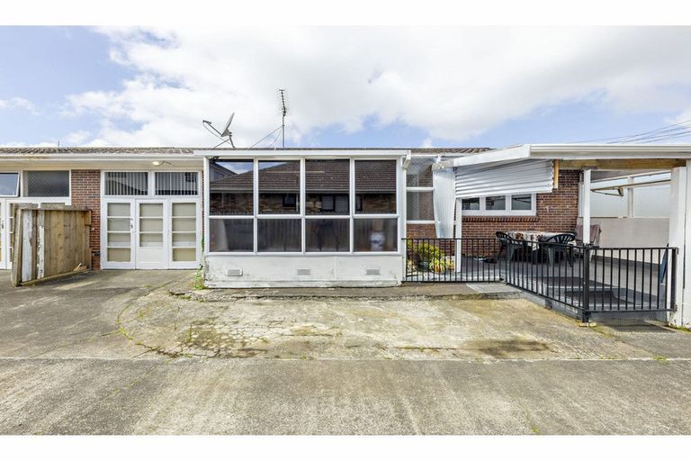 Photo of property in 43a Alexander Avenue, Papatoetoe, Auckland, 2025