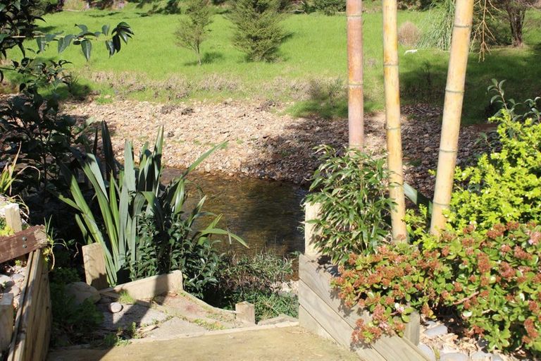 Photo of property in 479 Albert Street, Coromandel, 3506