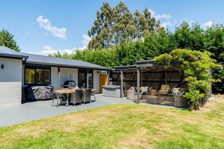 Photo of property in 20 Sproull Drive, Scroggs Hill, Dunedin, 9076