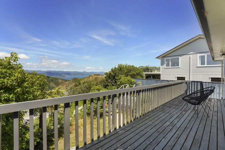 Photo of property in 13 Rajkot Terrace, Broadmeadows, Wellington, 6035