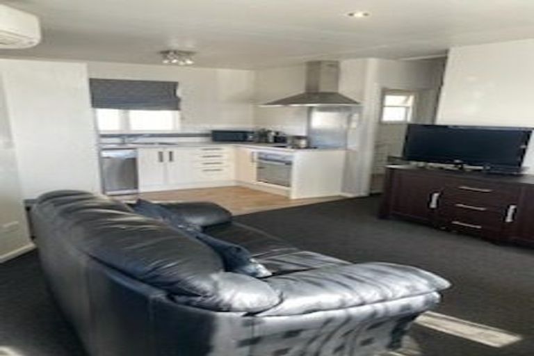 Photo of property in 4/102 Springfield Road, St Albans, Christchurch, 8014