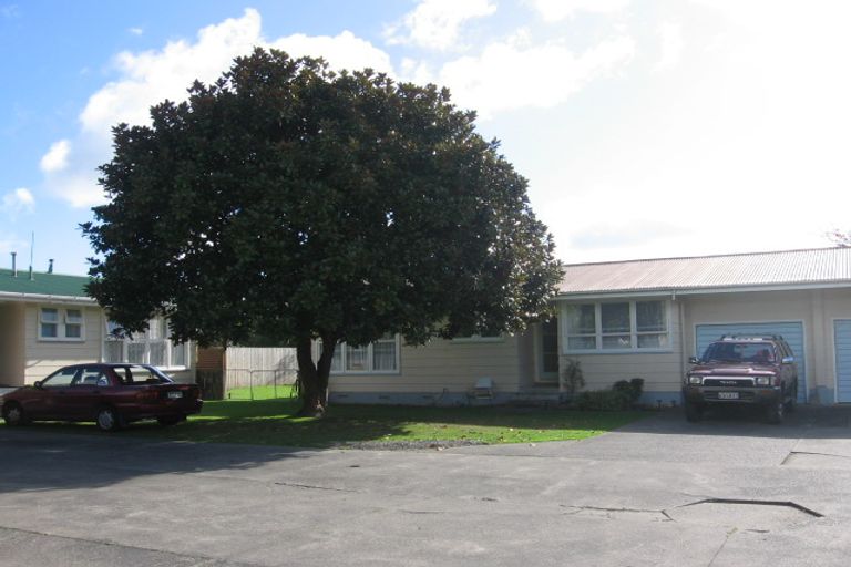 Photo of property in 34 Halswell Crescent, Westbrook, Palmerston North, 4412