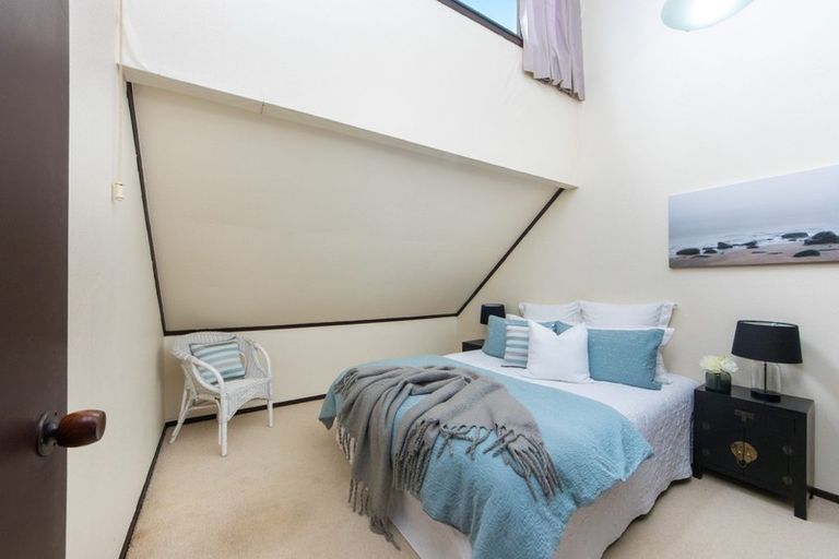 Photo of property in 4/112 Coronation Road, Hillcrest, Auckland, 0627