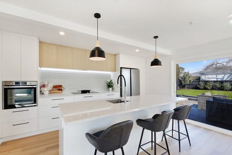 Photo of property in 195 Rutland Street, St Albans, Christchurch, 8052