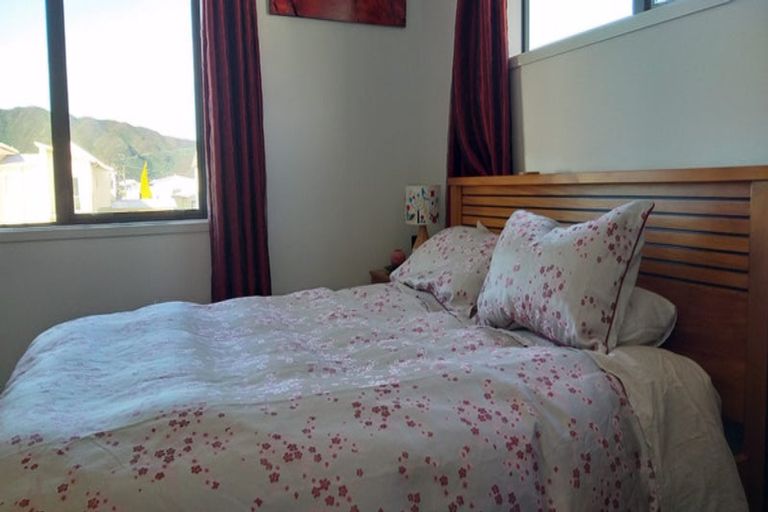 Photo of property in 12 Latimer Way, Petone, Lower Hutt, 5012