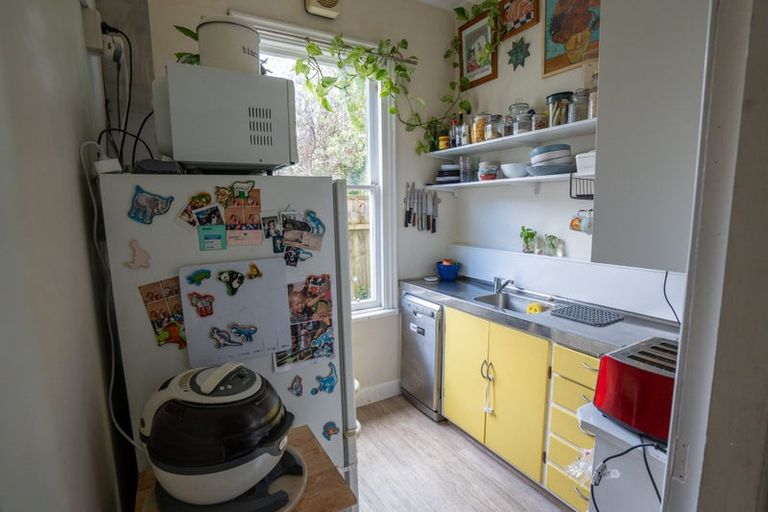 Photo of property in 40 Hargreaves Street, Mount Cook, Wellington, 6021