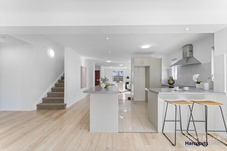 Photo of property in 85 Keri Vista Rise, Papakura, 2110