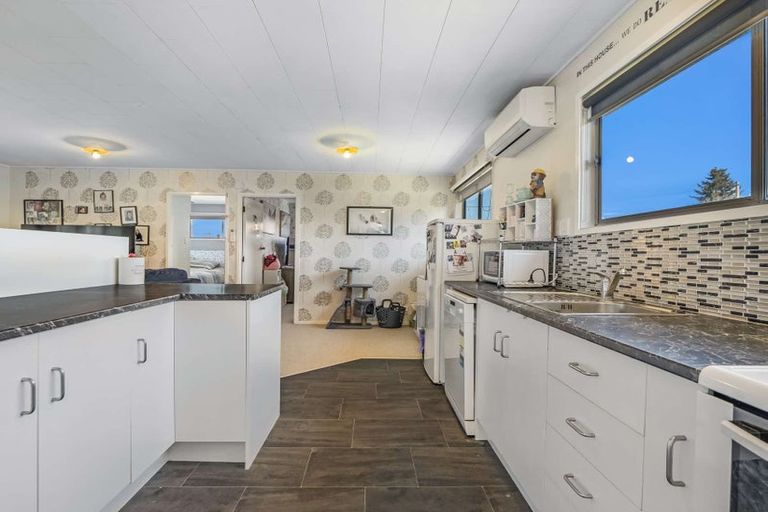 Photo of property in 196a Clayton Road, Mangakakahi, Rotorua, 3015