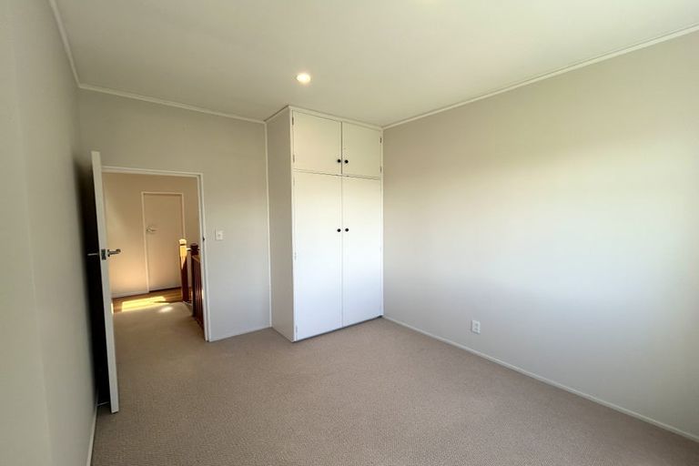 Photo of property in 25 Torwood Road, Khandallah, Wellington, 6035