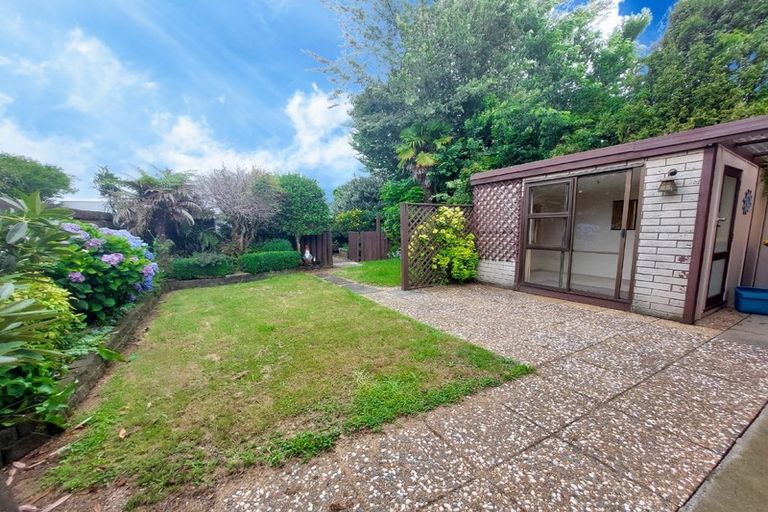 Photo of property in 28 Fuchsia Avenue, Pukete, Hamilton, 3200