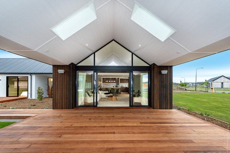 Photo of property in 37 Texel Crescent, West Melton, 7618