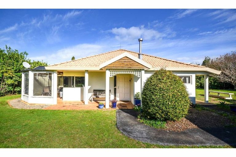 Photo of property in 59 Kendall Road, Kerikeri, 0230