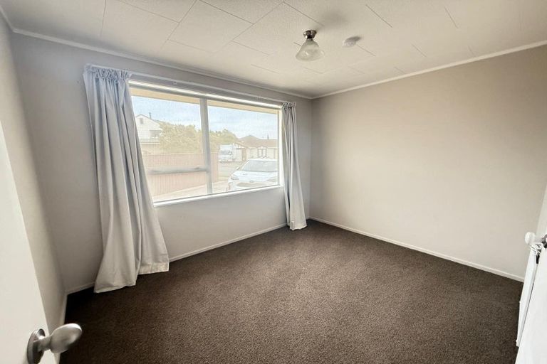 Photo of property in 6 Doncaster Terrace, Ascot Park, Porirua, 5024