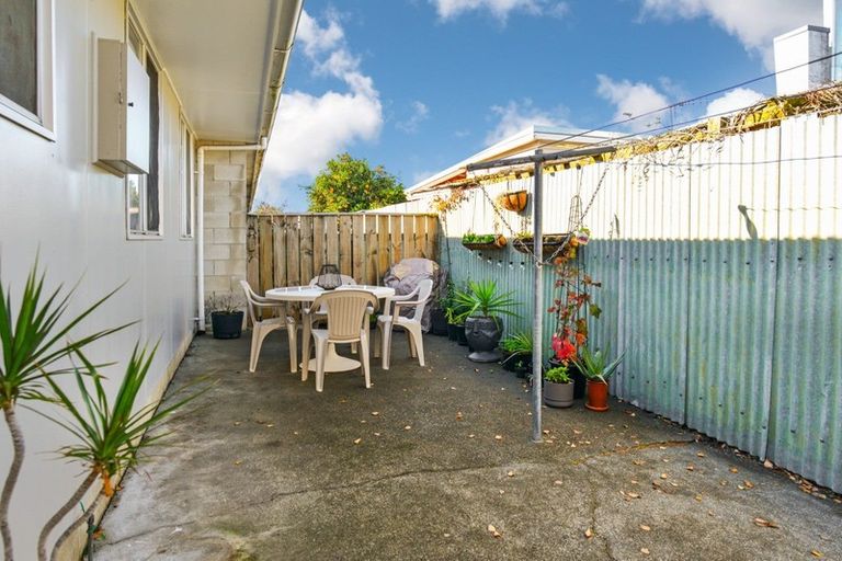 Photo of property in 6/1012 Plunket Street, Saint Leonards, Hastings, 4120