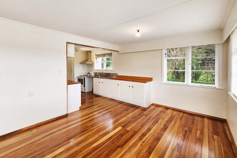 Photo of property in 270 Waddington Drive, Naenae, Lower Hutt, 5011