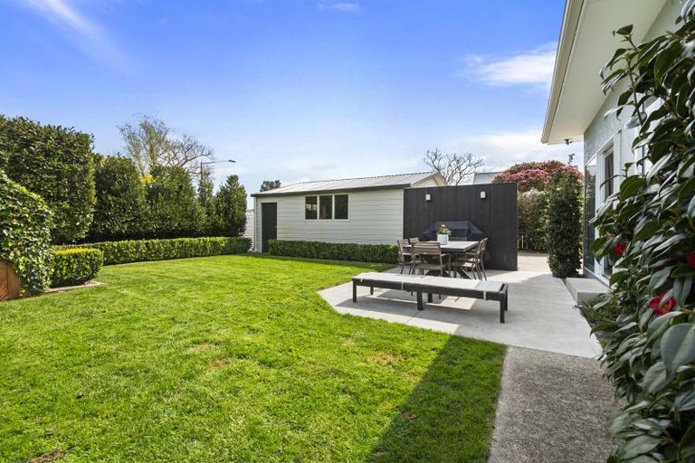 Photo of property in 42 Park Road, West End, Palmerston North, 4412
