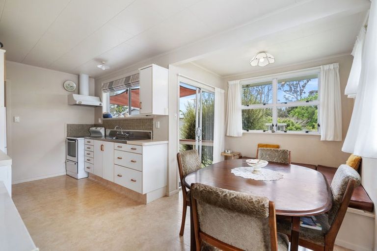 Photo of property in 19 Tuatara Drive, Te Kamo, Whangarei, 0112