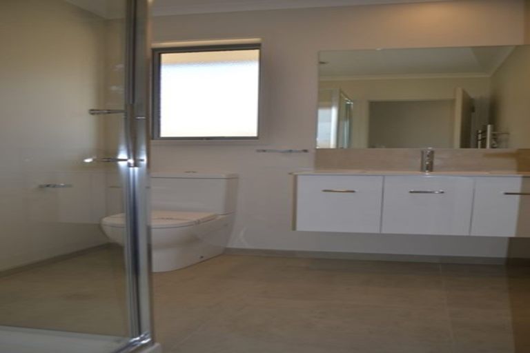 Photo of property in 16 Rotomanu Place, Pyes Pa, Tauranga, 3112