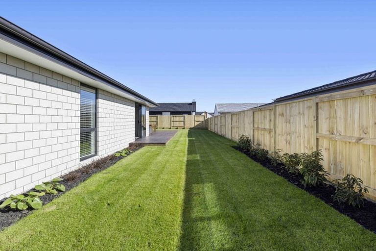 Photo of property in 27 Lockerbie Street, Morrinsville, 3300