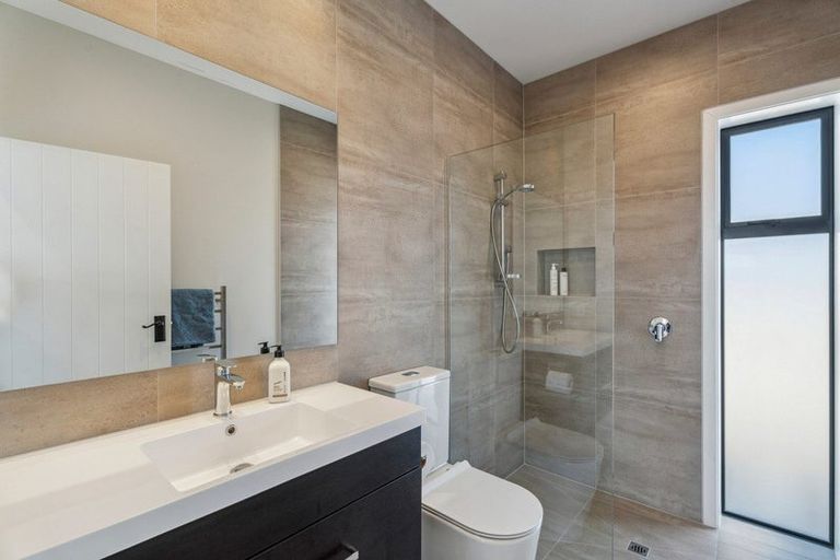 Photo of property in 217 Stevenson Road, Wanaka, 9382