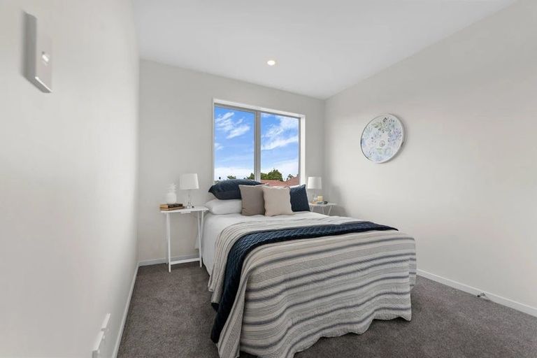 Photo of property in 4/5 Grange Road, Papatoetoe, Auckland, 2025