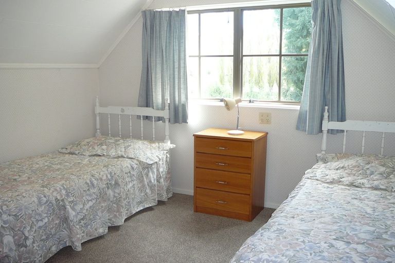 Photo of property in 16 Young Lane, Clyde, Alexandra, 9391