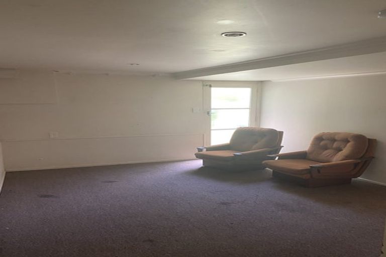 Photo of property in 30 Hillcrest Road, Hillcrest, Hamilton, 3216