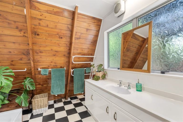 Photo of property in 14 Glendale Road, Woodhill, Whangarei, 0110