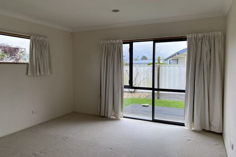 Photo of property in 2b Forward Street, Greenmeadows, Napier, 4112