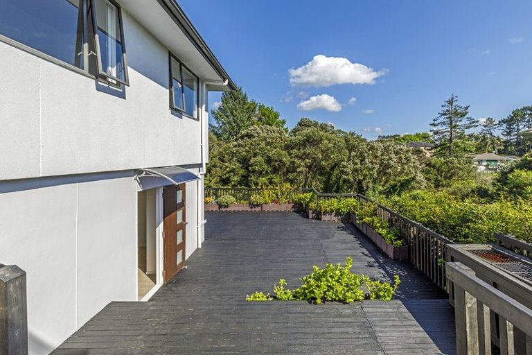 Photo of property in 35 Jadewynn Drive, Massey, Auckland, 0614