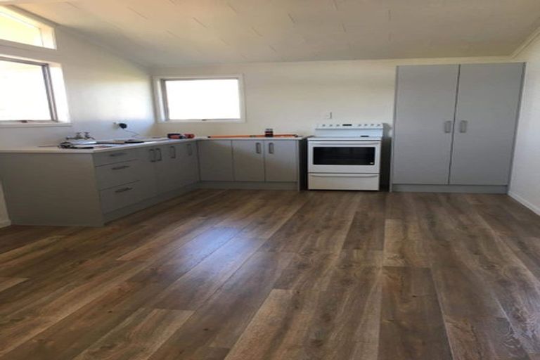 Photo of property in 351 Main Road, Huapai, Kumeu, 0810
