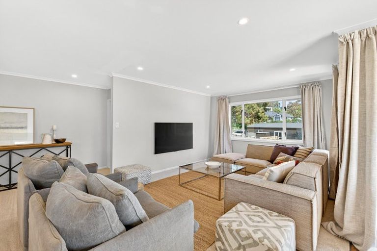 Photo of property in 105 Durham Drive, Havelock North, 4130