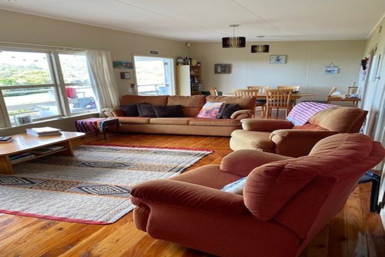 Photo of property in 61 Owai Avenue, Helena Bay, Hikurangi, 0184