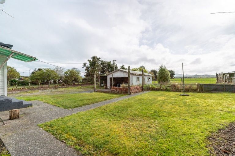 Photo of property in 25 Clifden Highway, Tuatapere, 9620