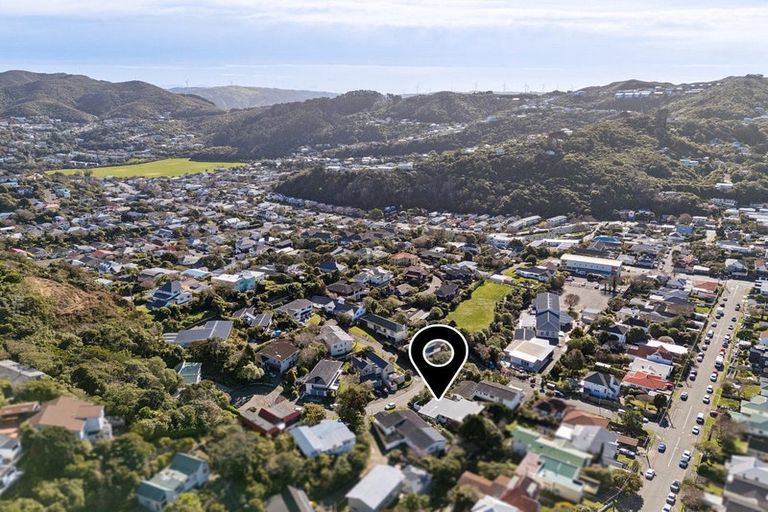 Photo of property in 1/3 Ridd Crescent, Karori, Wellington, 6012