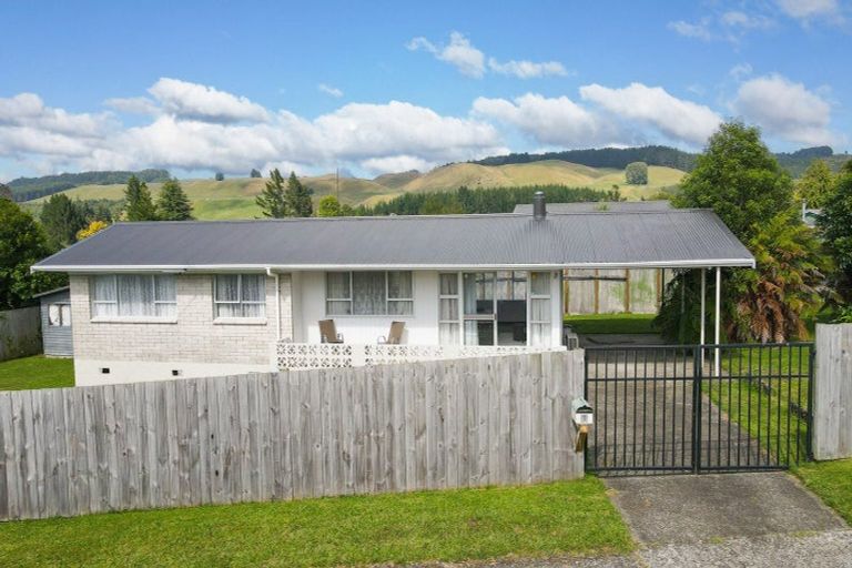 Photo of property in 1 Bay Grove, Pukehangi, Rotorua, 3015