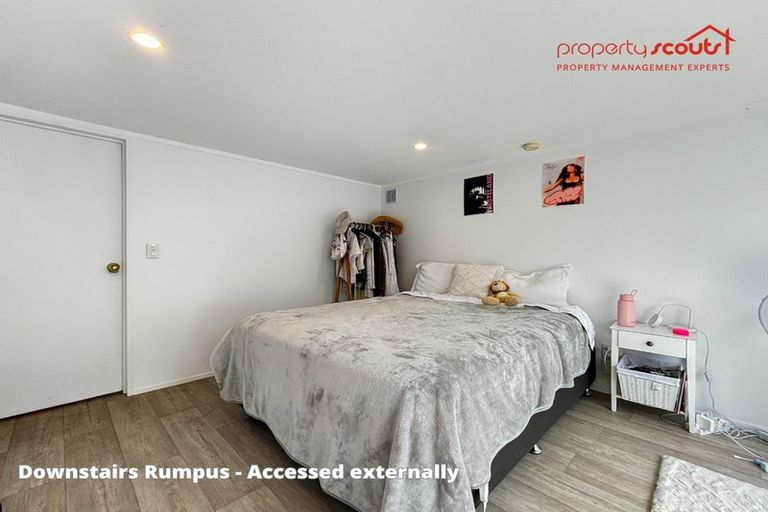 Photo of property in 80 Braemar Road, Castor Bay, Auckland, 0620