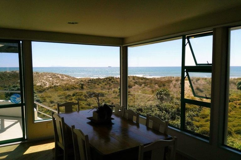 Photo of property in 385b Oceanbeach Road, Mount Maunganui, 3116