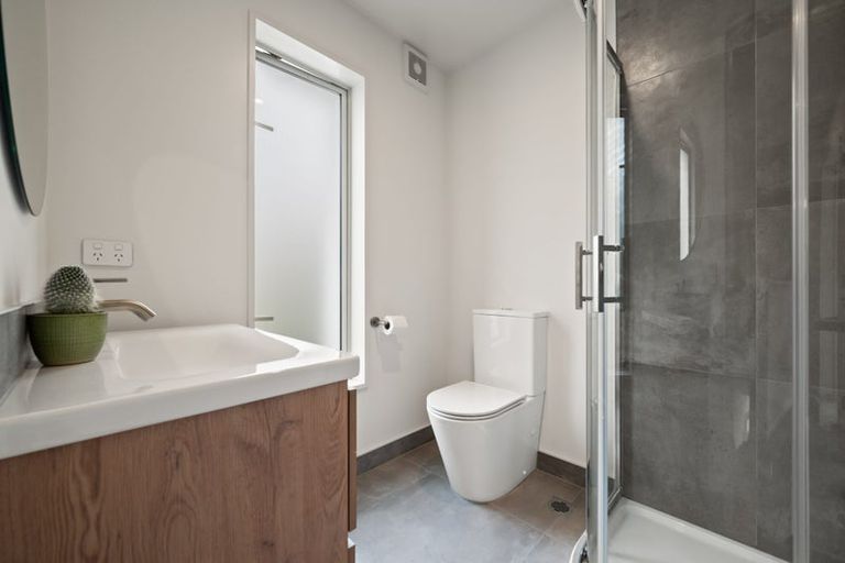 Photo of property in 4/15 Domett Street, Waltham, Christchurch, 8023