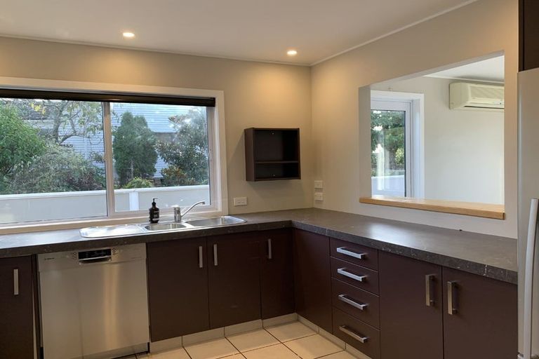Photo of property in 2 Martin Street, Waikanae, 5036