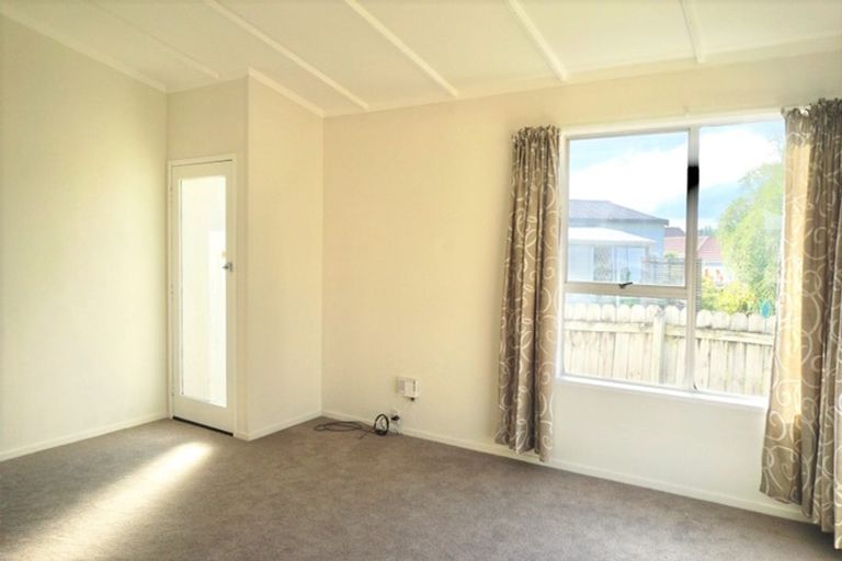 Photo of property in 15 Reelick Avenue, Pakuranga Heights, Auckland, 2010