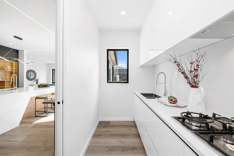 Photo of property in 15 Drumaness Road, Flat Bush, Auckland, 2019