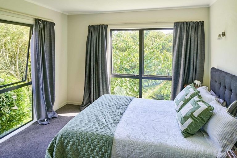 Photo of property in 27 Eskdale Road, Papakowhai, Porirua, 5024